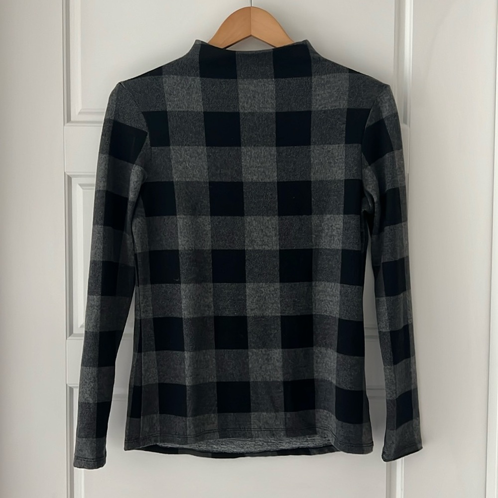 Checkered High Neck Light Sweater